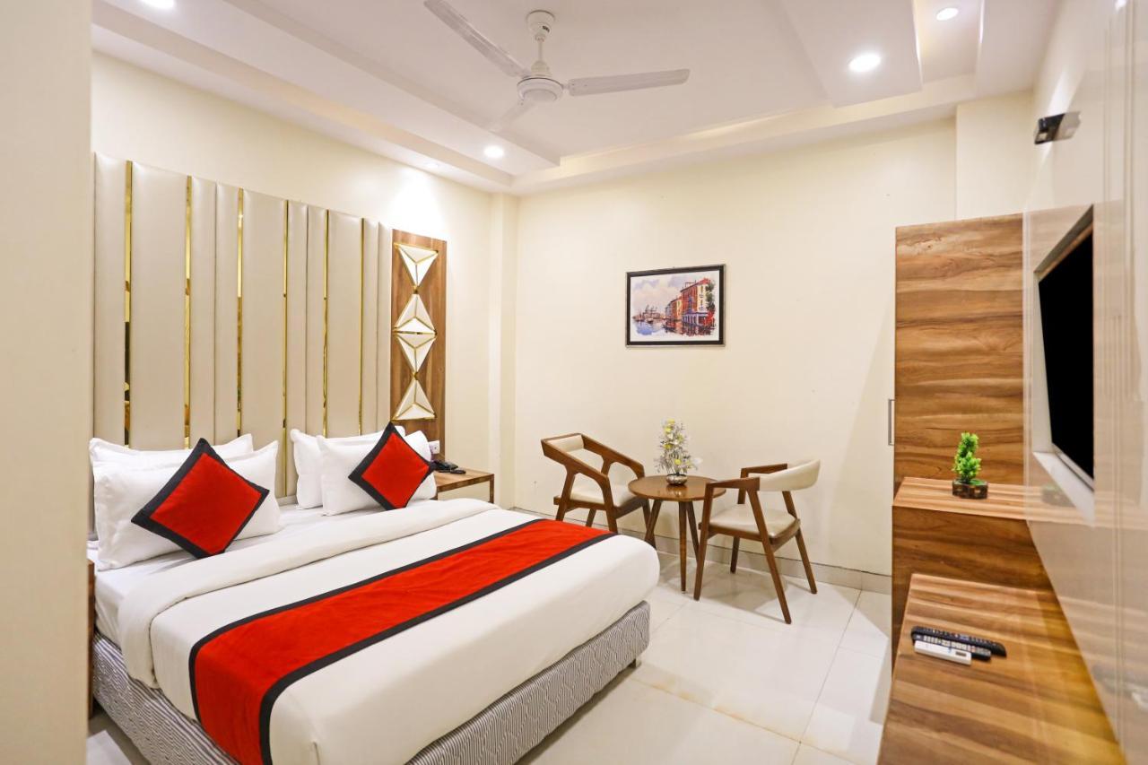 Frank Stay-Newly Built Worth -2Mins Walk From Rk Ashram Metro Satation New Delhi Exteriör bild