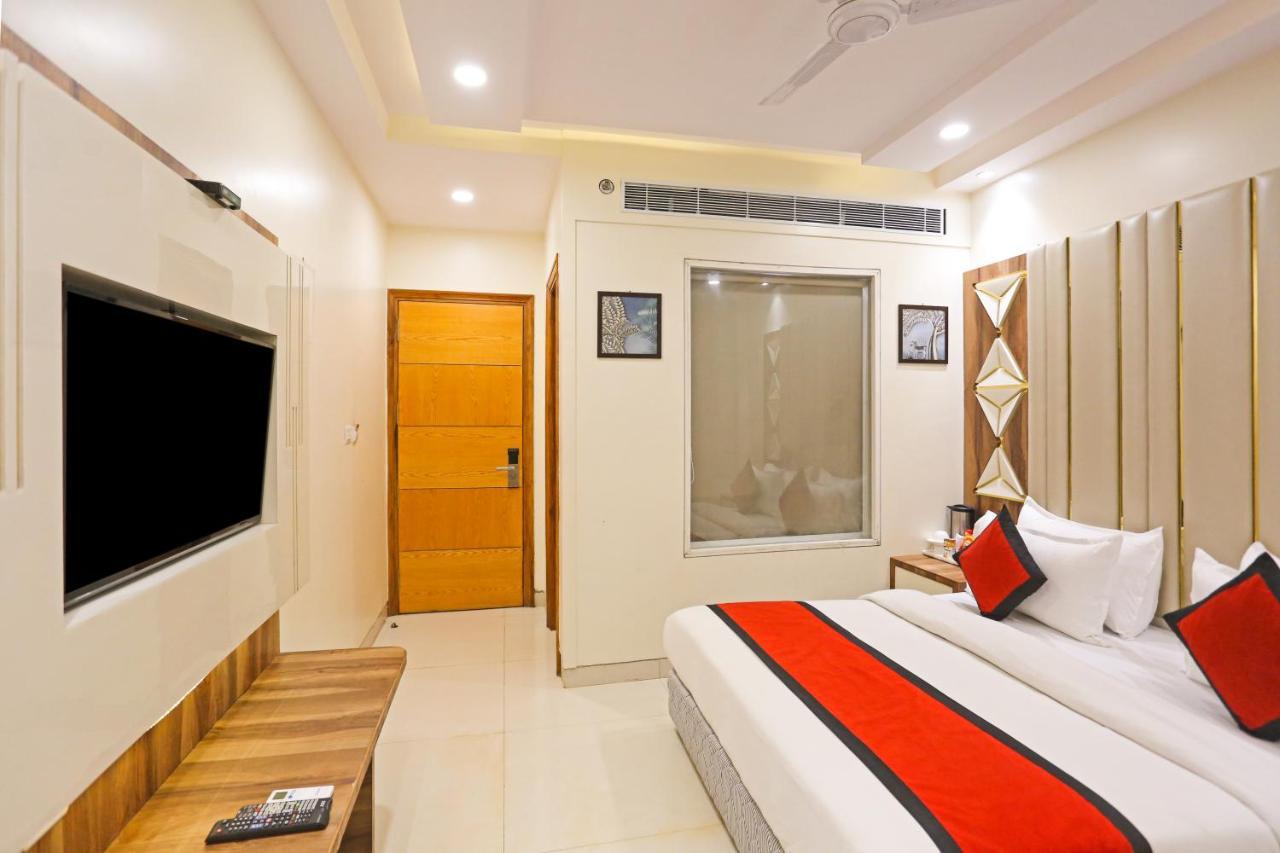Frank Stay-Newly Built Worth -2Mins Walk From Rk Ashram Metro Satation New Delhi Exteriör bild